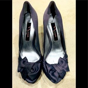 Gray Dressy Satin Peep Toe Shoes size 7